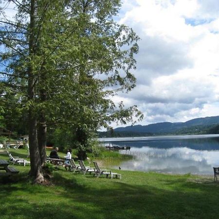 Green Acres Lakeside Resort Salt Spring Island Ganges Dış mekan fotoğraf