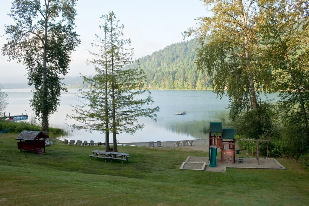 Green Acres Lakeside Resort Salt Spring Island Ganges Dış mekan fotoğraf
