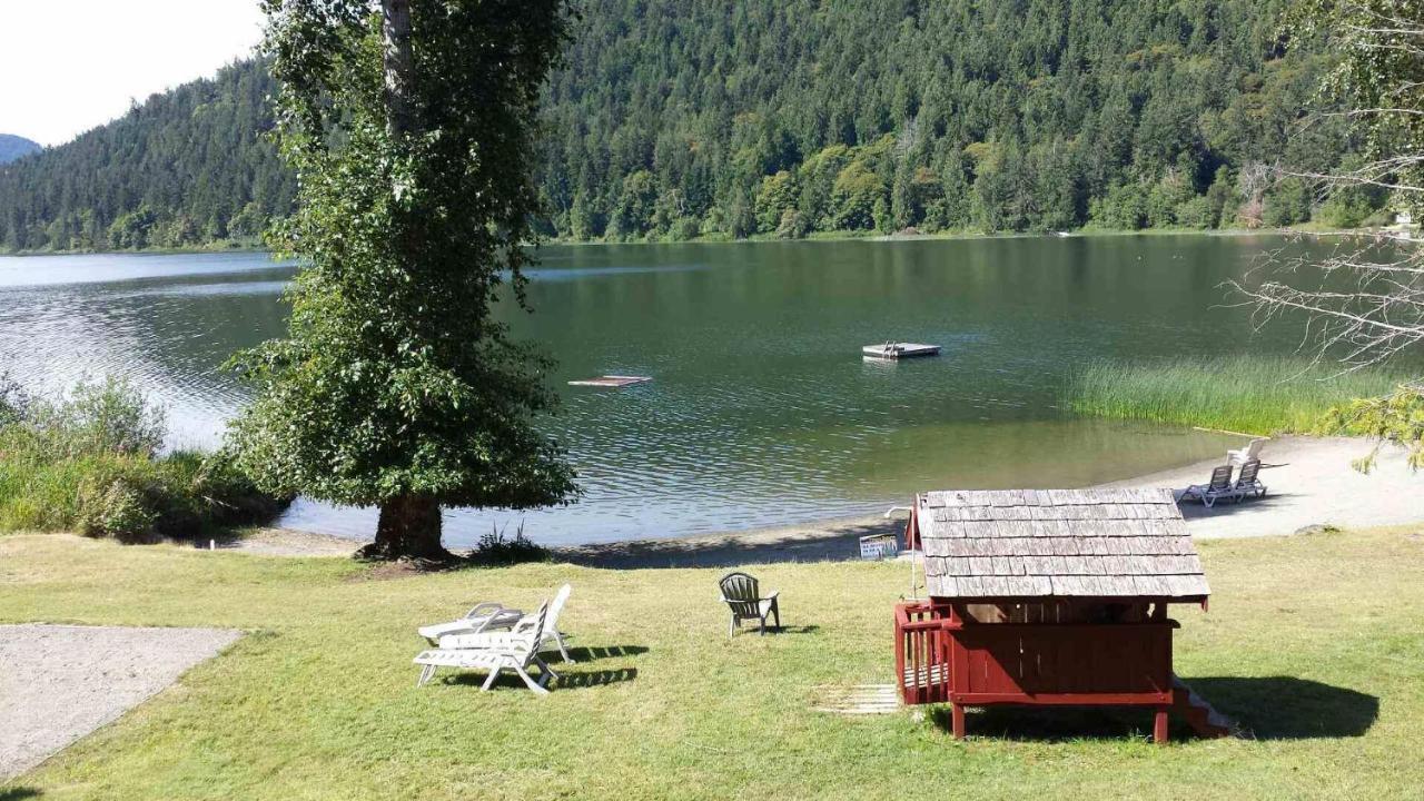 Green Acres Lakeside Resort Salt Spring Island Ganges Dış mekan fotoğraf